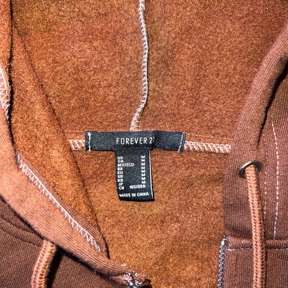 Size medium baggy fit zip up graphic hoodie forever 21 - Picture 3 of 6